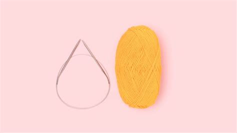 Knitting techniques: How to use circular knitting needles