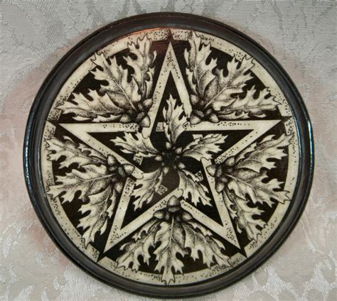 Oak Pentacle Altar Tile Pagan Oak Leaf Pentacle Altar Paten Etsy