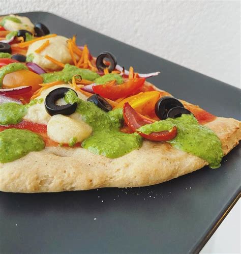 Pizza vegana sem glúten Receiteria