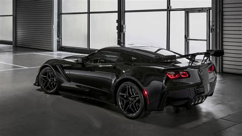 2019 C7 Corvette | Image Gallery & Pictures