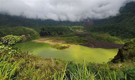 Kawah Gunung Galunggung Surga Alam Eksotik Dengan Sejuta Pesona Di