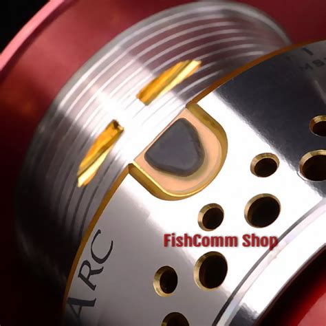 Купить безынерционную катушку SPRO Red Arc Tuff-Body 10400 (SPRO 1046 ...