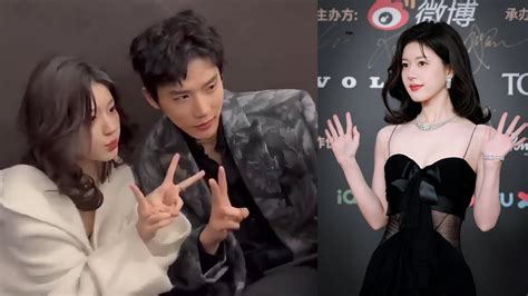 Zhao Lusi And Wang Anyu Are Taking Photos Together In The Red Carpet