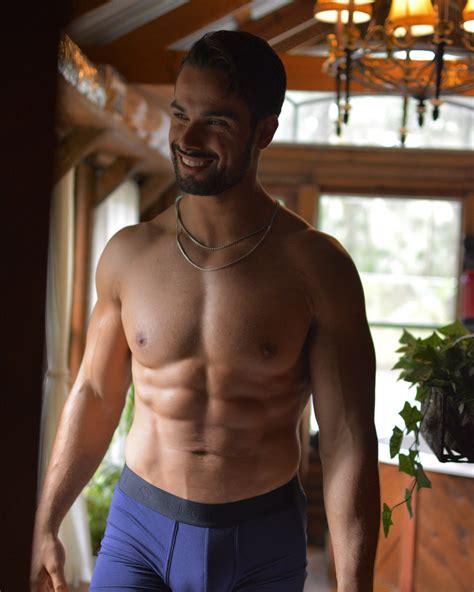 Hot Colombian Men