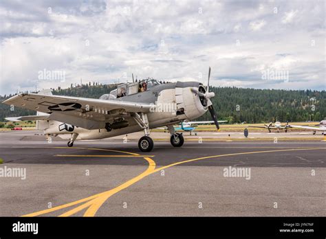 Tbm Fotograf As E Im Genes De Alta Resoluci N Alamy