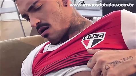 Video Porno Patrigno Gay Gratis 2025 XHamster