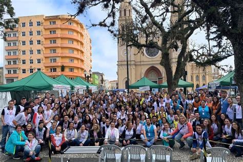 Crf Pr Projeto Leva Cuidados E Dignidade Popula O De Rua