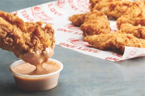 Raising Canes In Clear Lake To Host Grand Opening Celebration