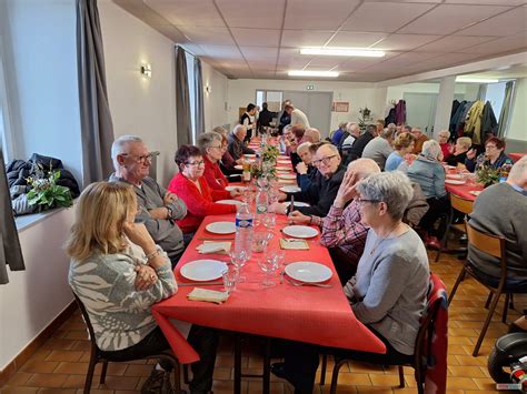 Repas Des Anciens