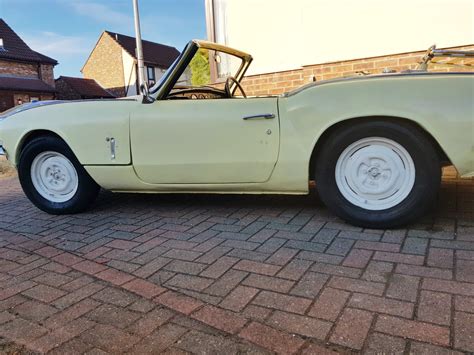 Sagging rear end causes - Chassis, Suspension & Steering - The Triumph