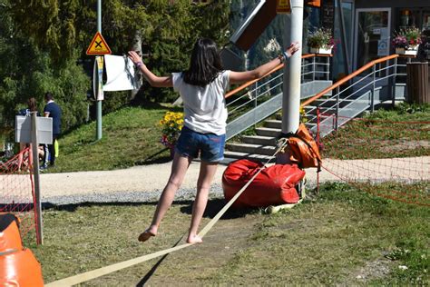 Slackline Le Corbier Maurienne Savoie Alpes Office De Tourisme