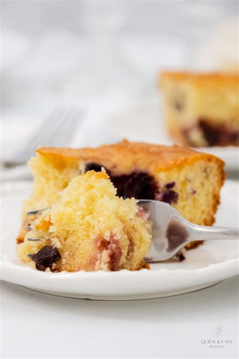 Easy Mixed Berry Cake With Frozen Berries And Cake Mix Quick And Easy Baking