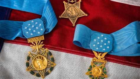 honoring valor  medal  honor day