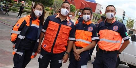 Celebran Día Nacional de Protección Civil con entrega de uniformes