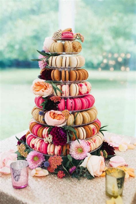 28 Stunning Macaron Wedding Cakes To Make A Statement