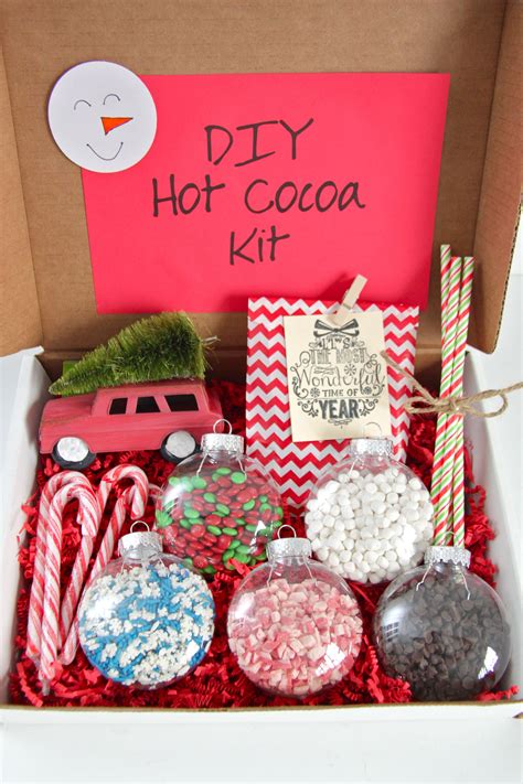 Gift Idea: DIY Hot Cocoa Kit - Smashed Peas & Carrots | Diy christmas gifts, Homemade christmas ...