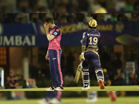 Kkr Vs Rr Ipl 2022 Umesh Yadav Smashed 19 Run In Trent Boult Over