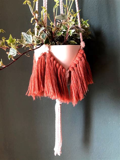 Makramee Blumenampel Kupfer Rot Macrame Planthanger Boho Design