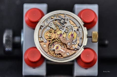 SOLD - NOS 321 Speedmaster Movement | Omega Forums