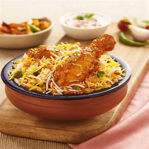 Chicken Dum Biryani Famous Biryaniwala