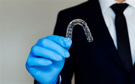 Choosing An Invisalign Dentist Must Consider Factors