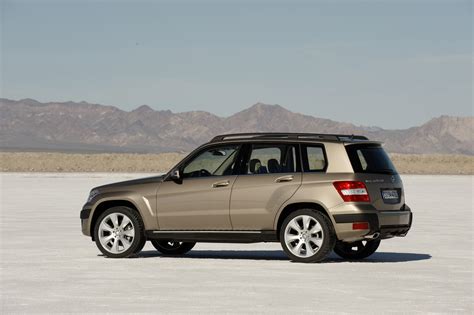 New Mercedes Benz GLK Class Posts Impressive Number Of Incoming Orders