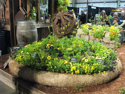 Best Dining Room Ideas – Designer Dining Rooms & Decor: Craigslist