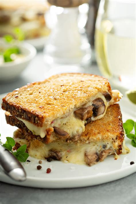 Recipe Mushroom Grilled Cheese Sandwich