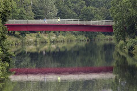 Bridge Reflection River Taff Cardiff A Scene Of Calm And Flickr