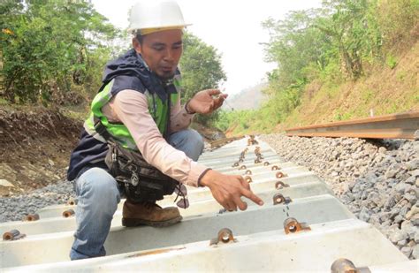 Asyik Jalur Kereta Api Cipatat Cianjur Segera Beroperasi Kembali