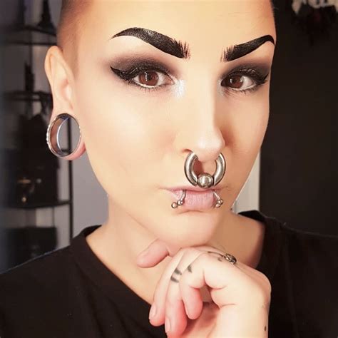 Women With Huge Septums Septum Face Piercings Ear Piercings Cartilage