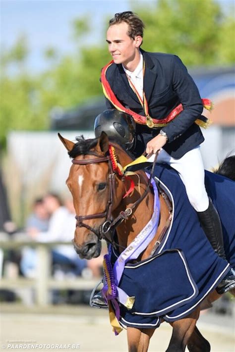 Galop Be Eindelijk Licht Aan Het Einde Van De Tunnel