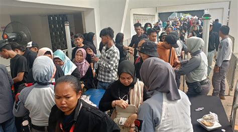 Panggung Rakyat Bongkar Di Gbk Dipadati Ribuan Pengunjung Okezone