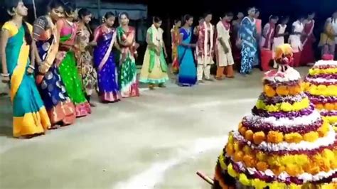 Bathukamma Songs Bathukamma Dance 2020 Youtube