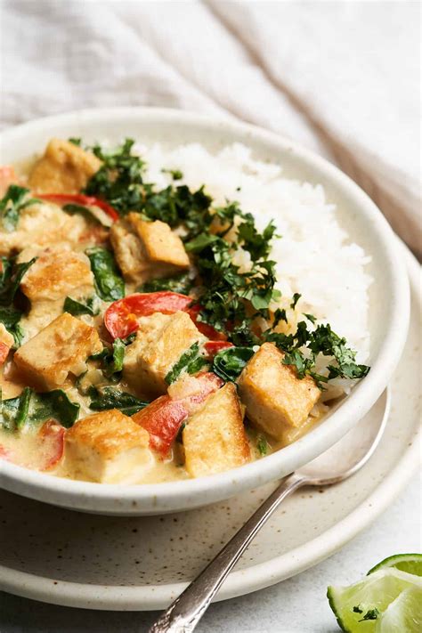 10-Ingredient Tofu Curry