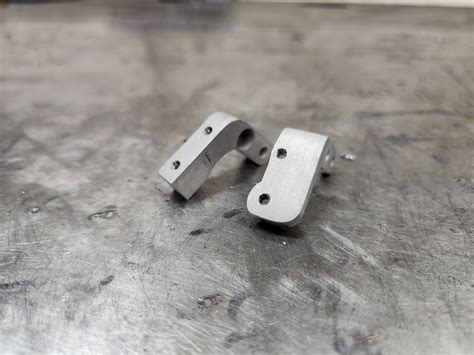 vanquish hd front leaf mounts merchant metal fab