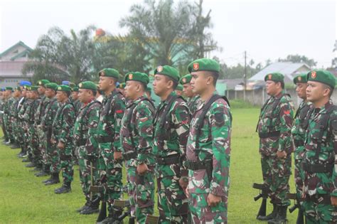 Pada Upacara Bendera Tujuh Belasan KASAD Berpesan Kepada Seluruh