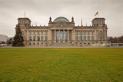 The Rebuilt Reichstag, Berlin: How To Reach, Best Time & Tips