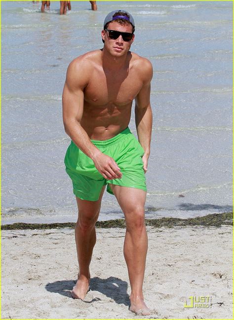 Blake Griffin Shirtless Sun Time In Miami Photo 2561428 Blake