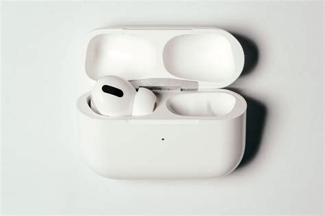 One Airpod Not Working How To Diagnose And Fix The Issue