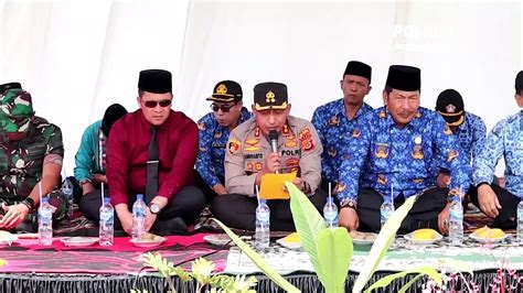 Kapolres Bener Meriah Bersama Forkopimda Melakukan Panen Raya Tomat Di