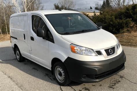 Nissan Nv200 Diesel — Rent A Van Thessaloniki