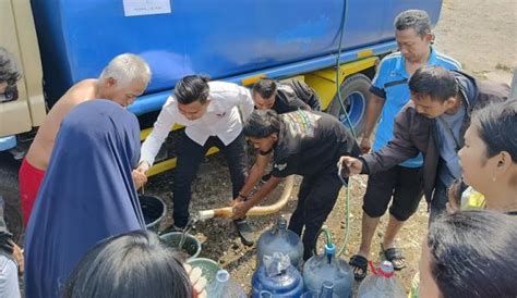 Partai Perindo Salurkan Bantuan Air Bersih Ke Warga Cilebut Barat Bogor