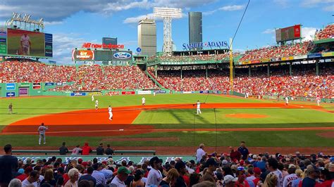 5 oldest MLB baseball stadiums to visit - Tripadvisor