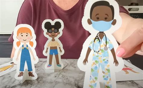 Cricut Paper Dolls - Crafting in the Rain