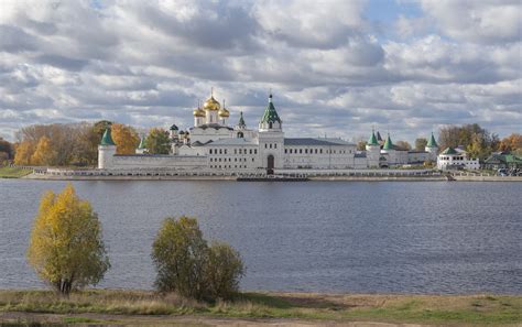 Ипатьевский монастырь (68 фото)