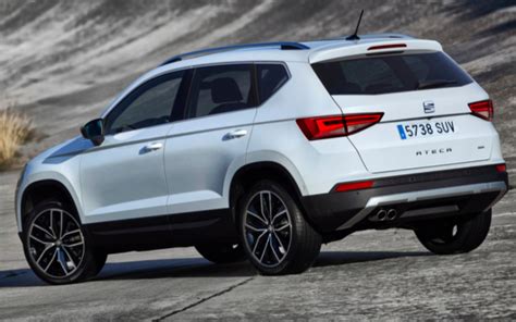 Al Volante Del Seat Ateca El Primer Todocamino De La Marca Foto De