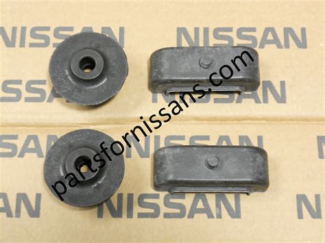 Genuine Nissan 300zx Z32 Tt Twin Turbo Radiator Rubber Mounting Kit New