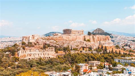 Athens landmarks revealed a stroll | Discover Greece