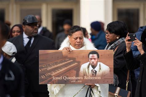 Deaths Of Ej Bradford Jemel Roberson Worry Black Gun Owners